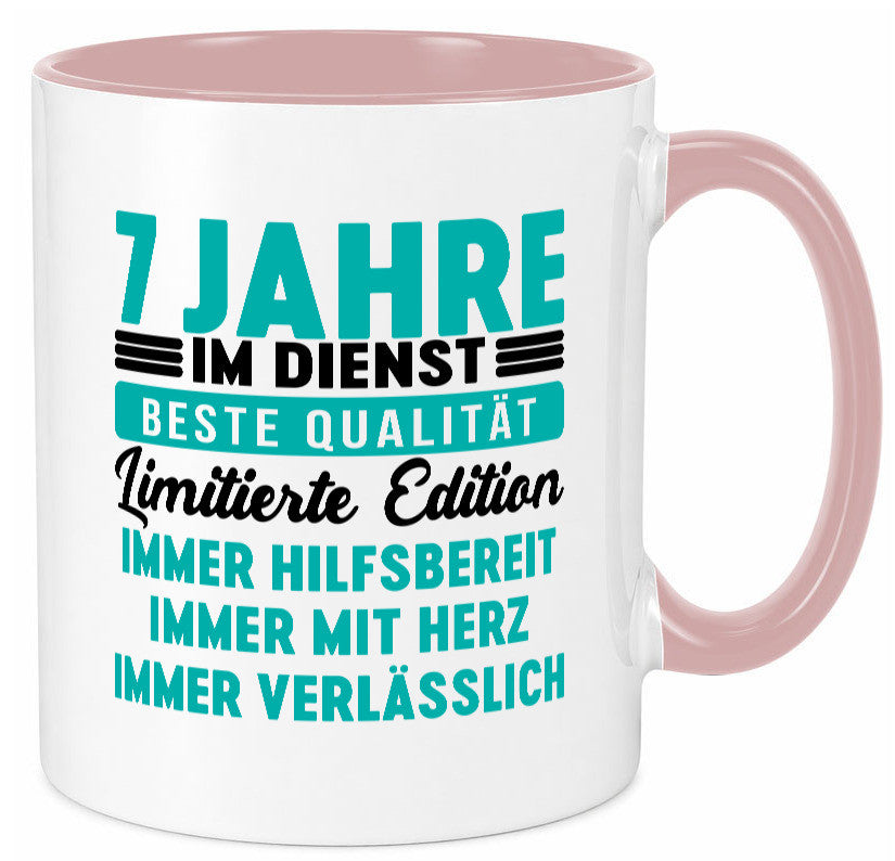 7 Jahre im Dienst | Jubiläum Arbeit v5 Humor Kollegen Büro Geschenkidee Tasse