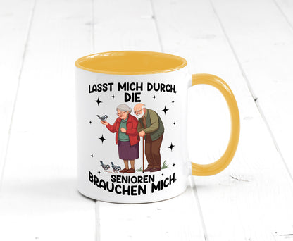 Senioren brauchen mich | Altenpflege Pflegekraft lustiger Spruch Geschenk Humor