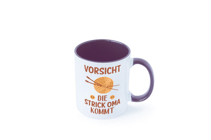 Vorsicht, Strickoma kommt | Wolle Stricknadeln Humor Familie Geschenkidee Tasse