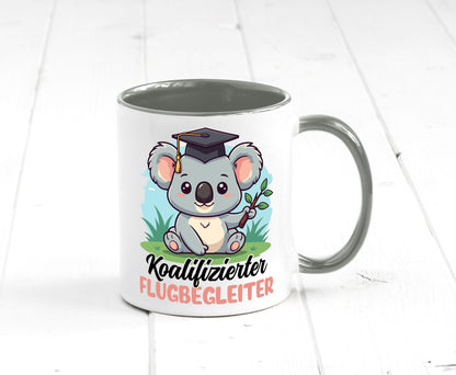 Koalifizierter Flugbegleiter | Steward Flughafen Geschenkidee Humor Tasse
