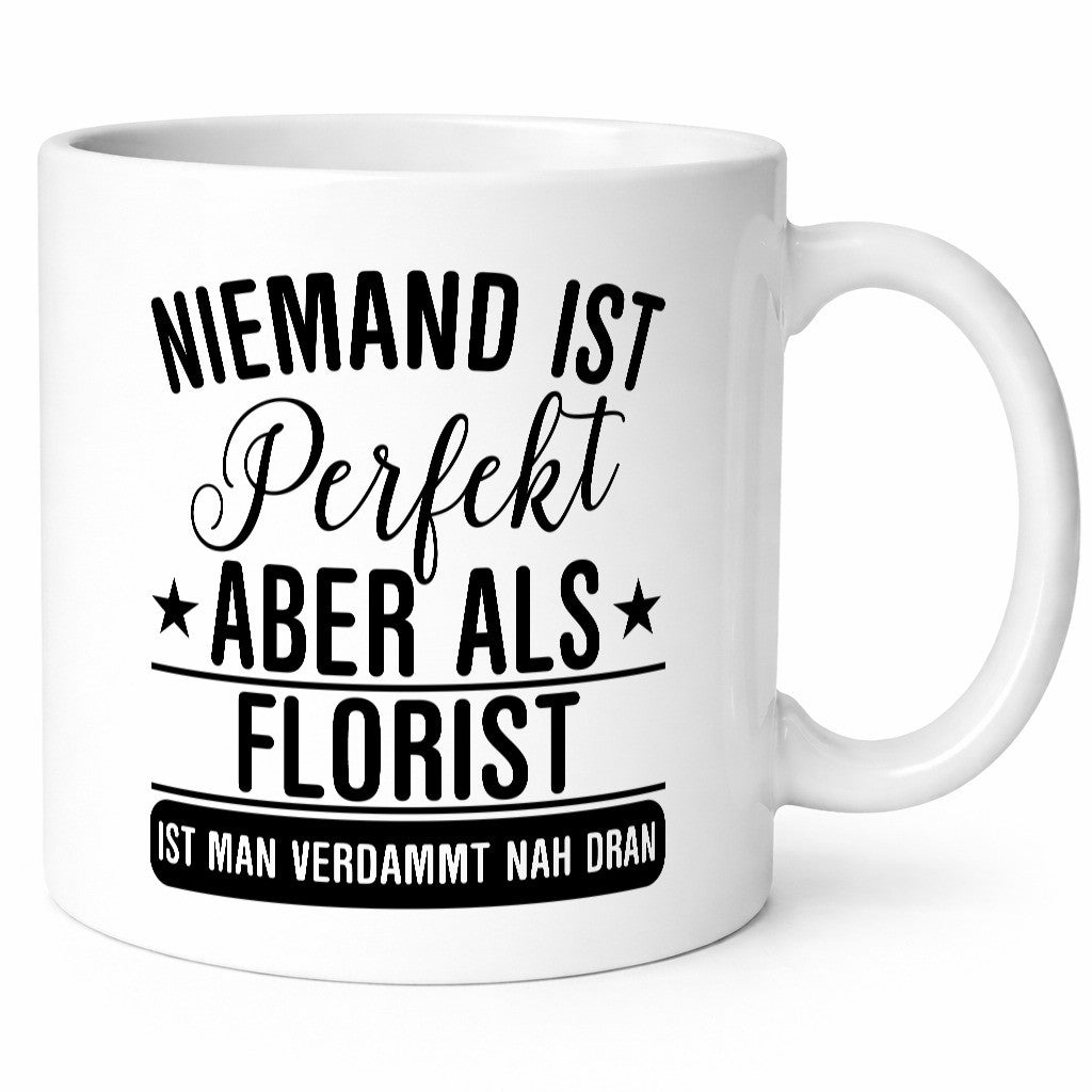 Verdammt nah dran: Florist | Blumen Verkäufer lustiger Spruch Geschenk Humor