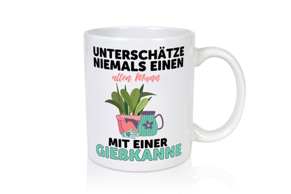 Niemals Mann mit Gießkanne unterschätzen | Blumen lustiger Spruch Geschenk