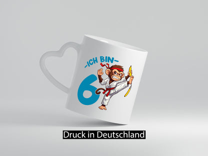 Ich bin 6 | 6. Geburtstag Karate Kampfsport Affe Geschenkidee Humor Tasse