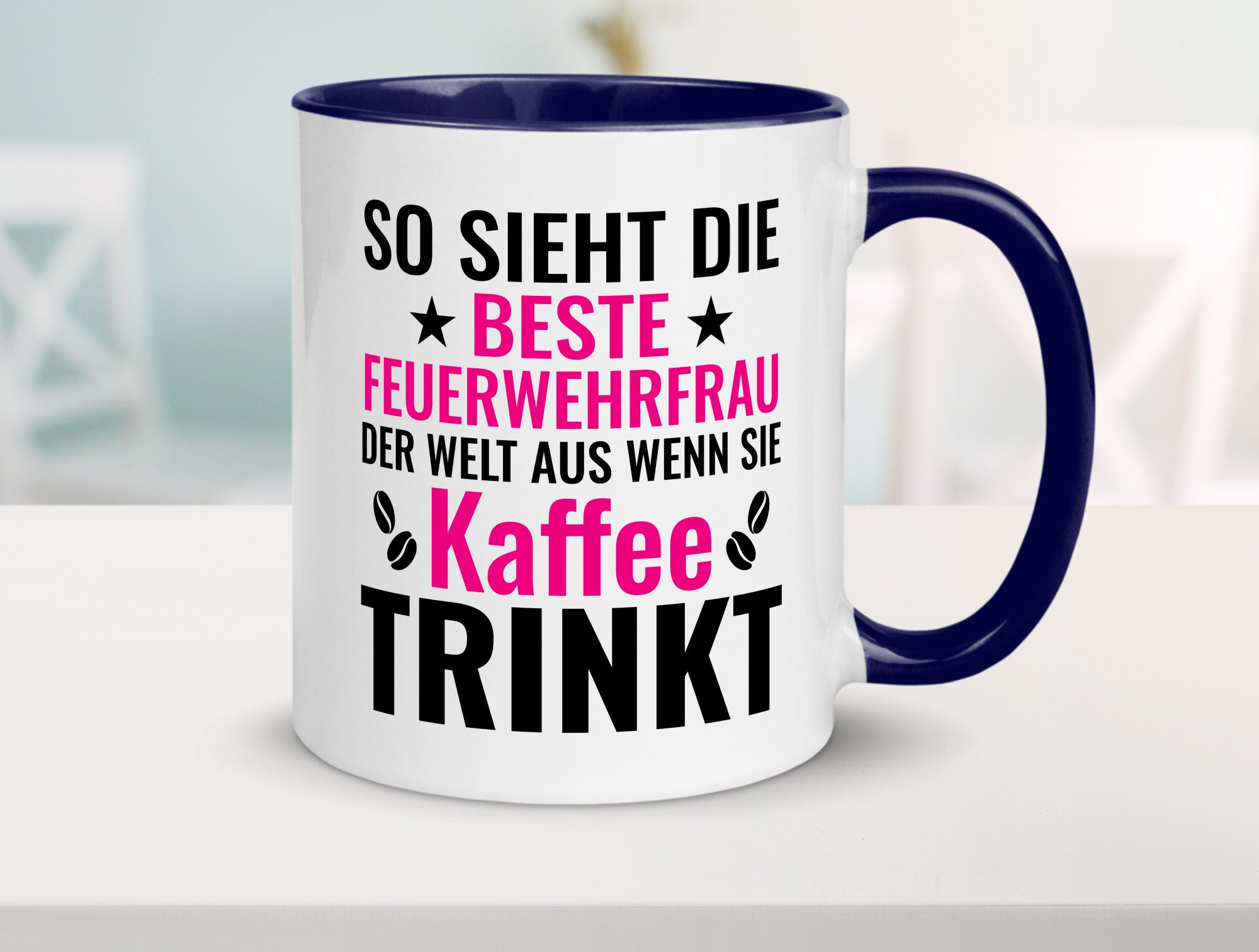 Kaffee trinkt: Feuerwehrfrau | Feuerwehr Geschenkidee Humor Tasse