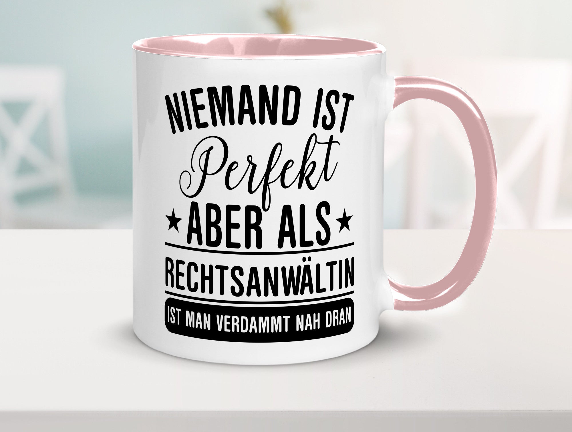 Verdammt nah dran: Rechtsanwältin | Jurstin Anwältin lustiger Spruch Geschenk