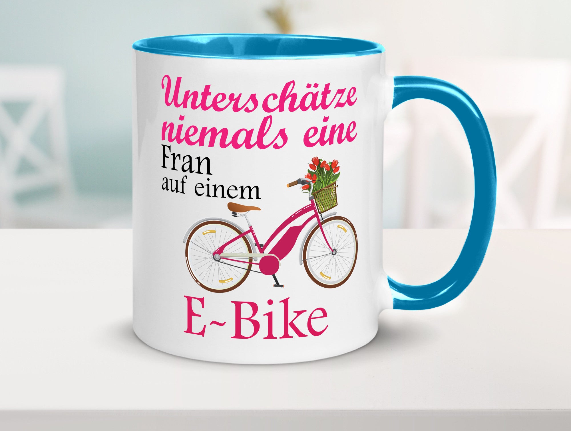 Unterschätze niemals eine Frau | E-Bike Sport Rad fahren lustig Humor
