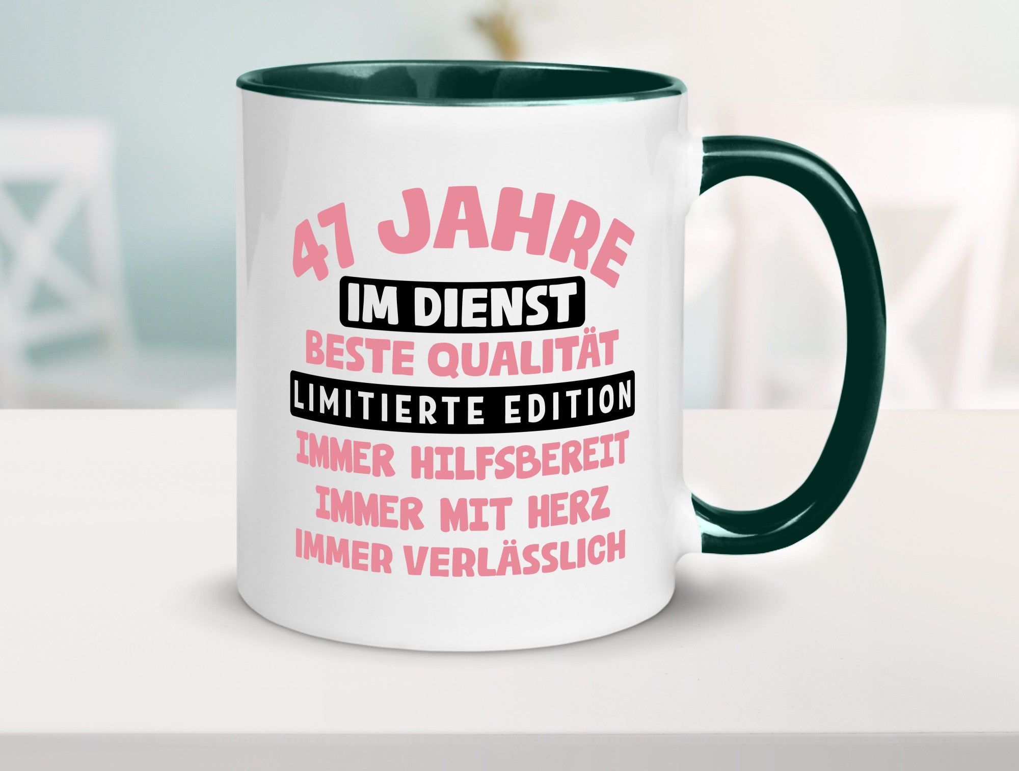 47 Jahre im Dienst | Jubiläum Arbeit v11 Geschenkidee Kollegen Büro Humor Tasse
