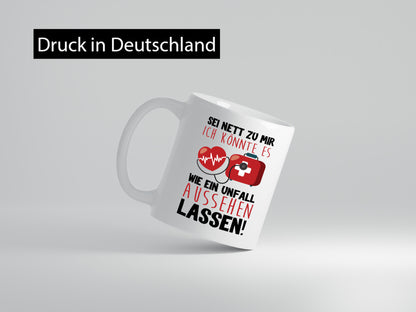 Sei nett zu mir Geschenk Humor Geschenkidee lustiger Spruch Tasse