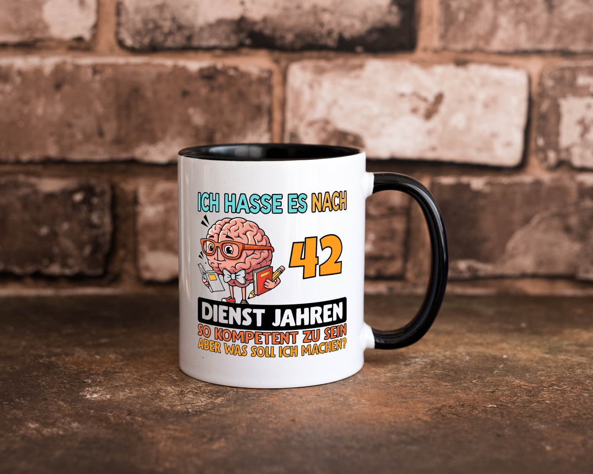 42 Dienstjahre | Arbeit Kompetent v2 Humor Kollegen Büro Geschenkidee Tasse