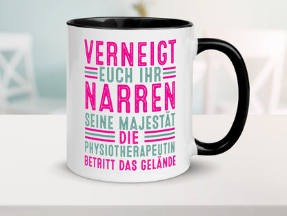 Verneigt euch: Physiotherapeutin Humor Geschenkidee Tasse