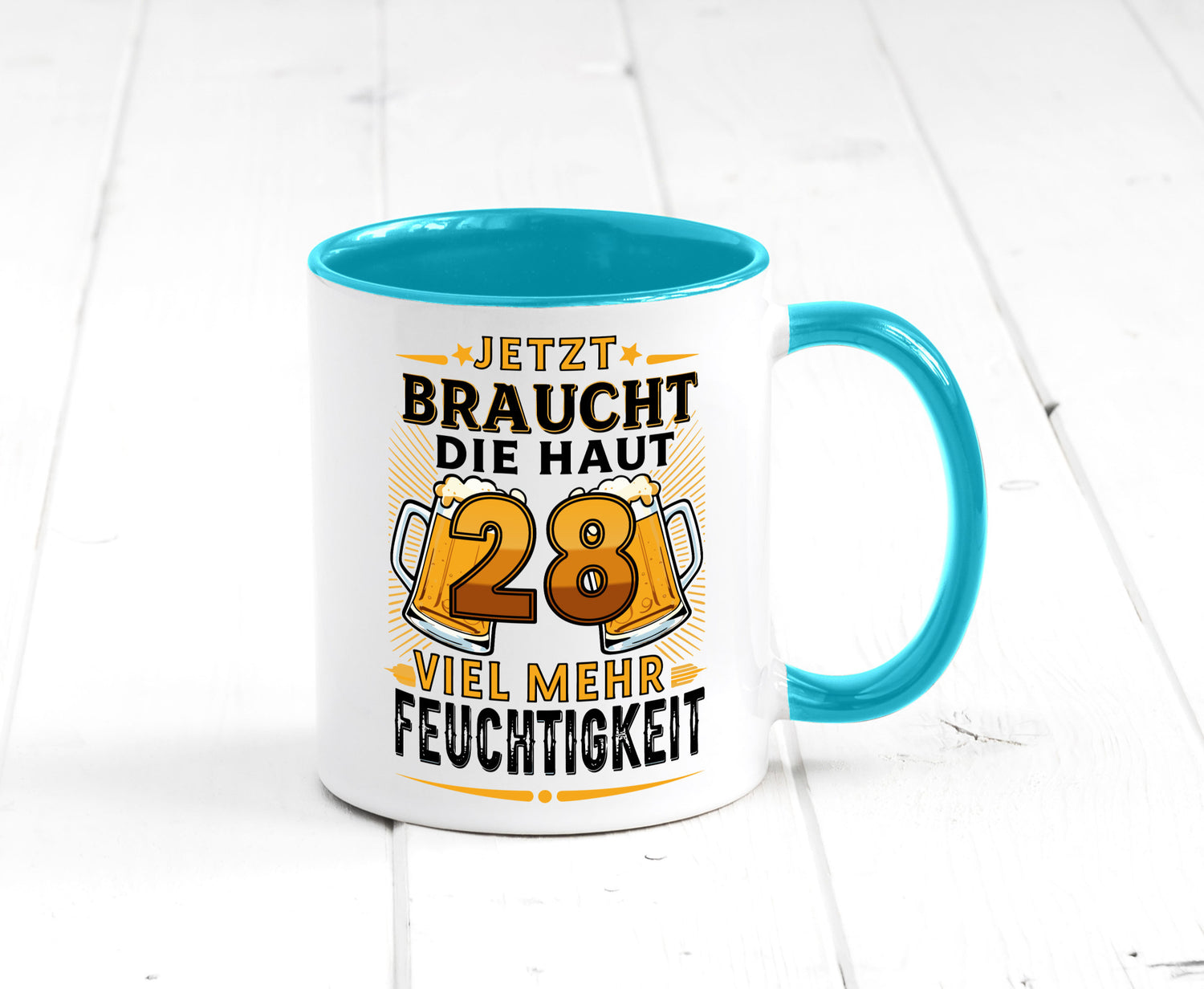 28 braucht die haut mehr Feuchtigkeit | 28. Geburtstag Humor Geschenkidee Tasse