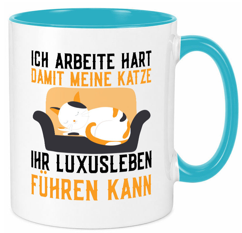 Ich arbeite hart | Luxusleben Humor Katzenliebhaber Geschenkidee Arbeit Tasse
