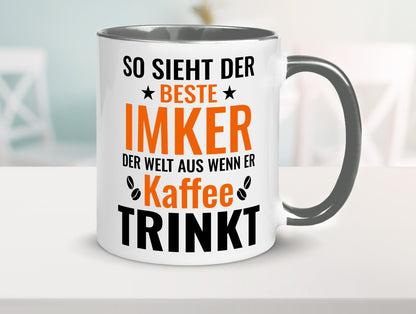 Kaffee trinkt: Imker | Imkerei lustiger Spruch Geschenk Humor Geschenkidee Tasse