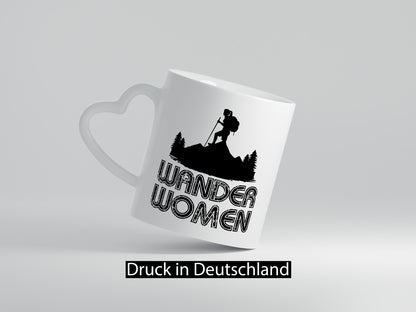 Wander Woman | Wandern Berge Geschenk Familie Geschenkidee lustiger Spruch Tasse