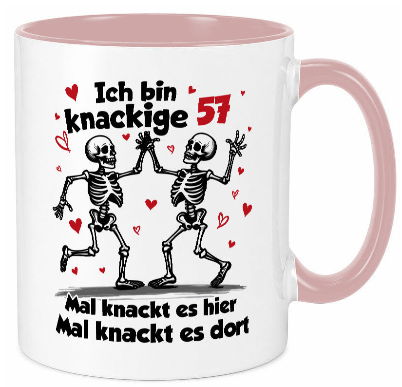 57. Geburtstag | Knackige 57 Ich bin alt lustig Geschenkidee Geschenk Tasse