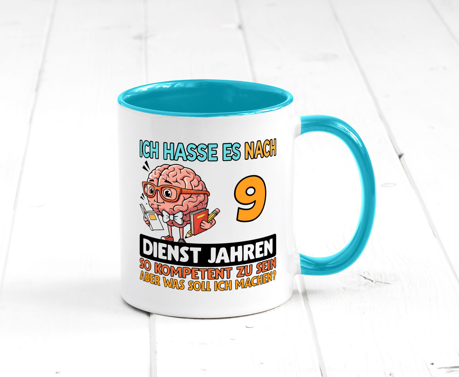 9 Dienstjahre | Arbeit Kompetent Humor Kollegen Büro Geschenkidee Tasse