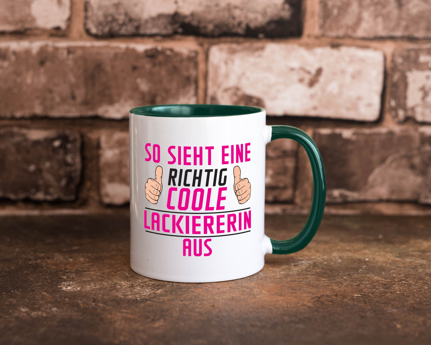 Richtig Coole Lackiererin | lackieren Geschenkidee Humor Tasse