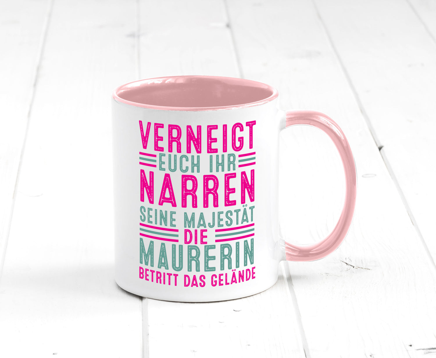 Verneigt euch: Maurerin Humor Geschenkidee Tasse