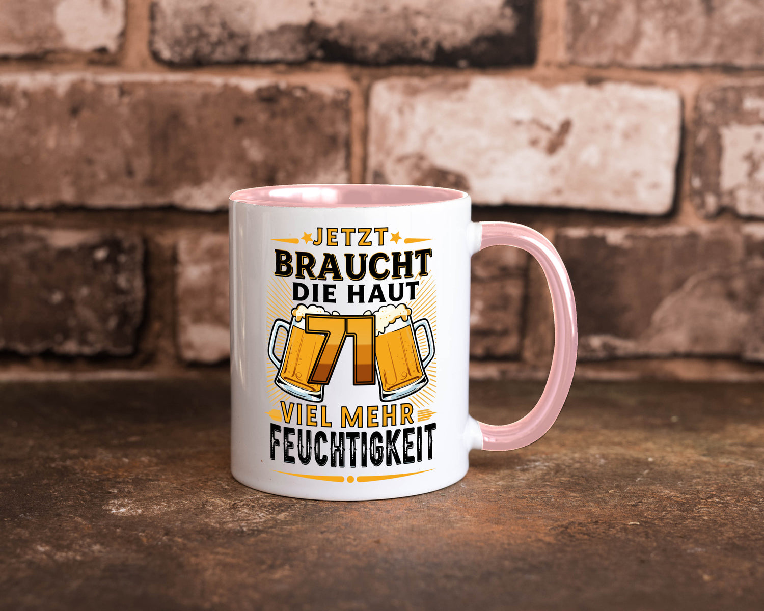 71 braucht die haut mehr Feuchtigkeit | 71. Geburtstag Geschenkidee Humor Tasse