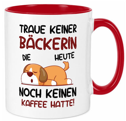 Traue keiner Bäckerin | Bäckerei Frauen Backen lustiger Spruch Geschenk Humor Tasse
