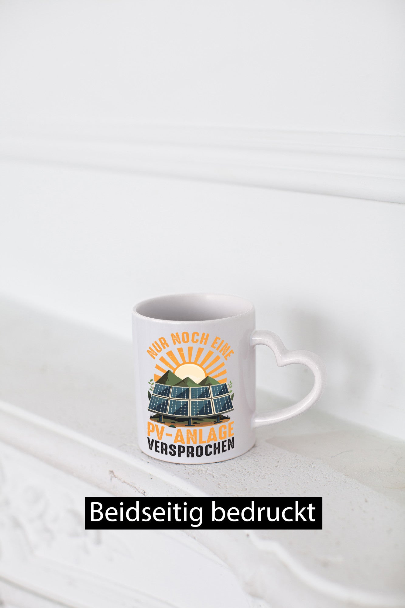 PV Anlage | Nur noch eine Phzotovoltaikanlagen v2 Humor Geschenkidee Tasse