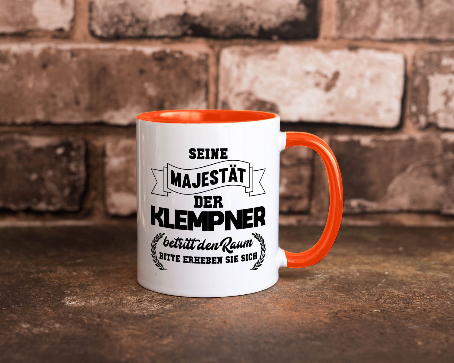 Der Klempner betritt den raum | Geschenk Humor Geschenkidee lustiger Spruch