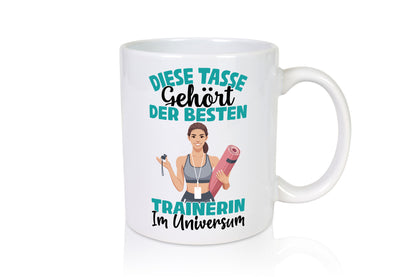Im Universum: Trainerin | Sportverein Humor lustig Geschenkidee Geschenk Tasse
