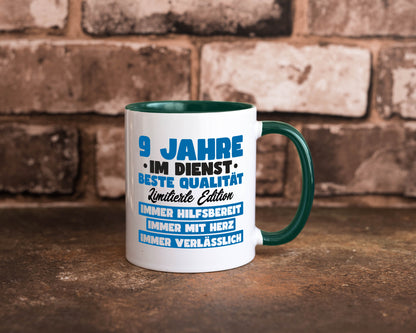 9 Jahre im Dienst | Jubiläum Arbeit v7 lustig Kollegen Büro Geschenk Tasse