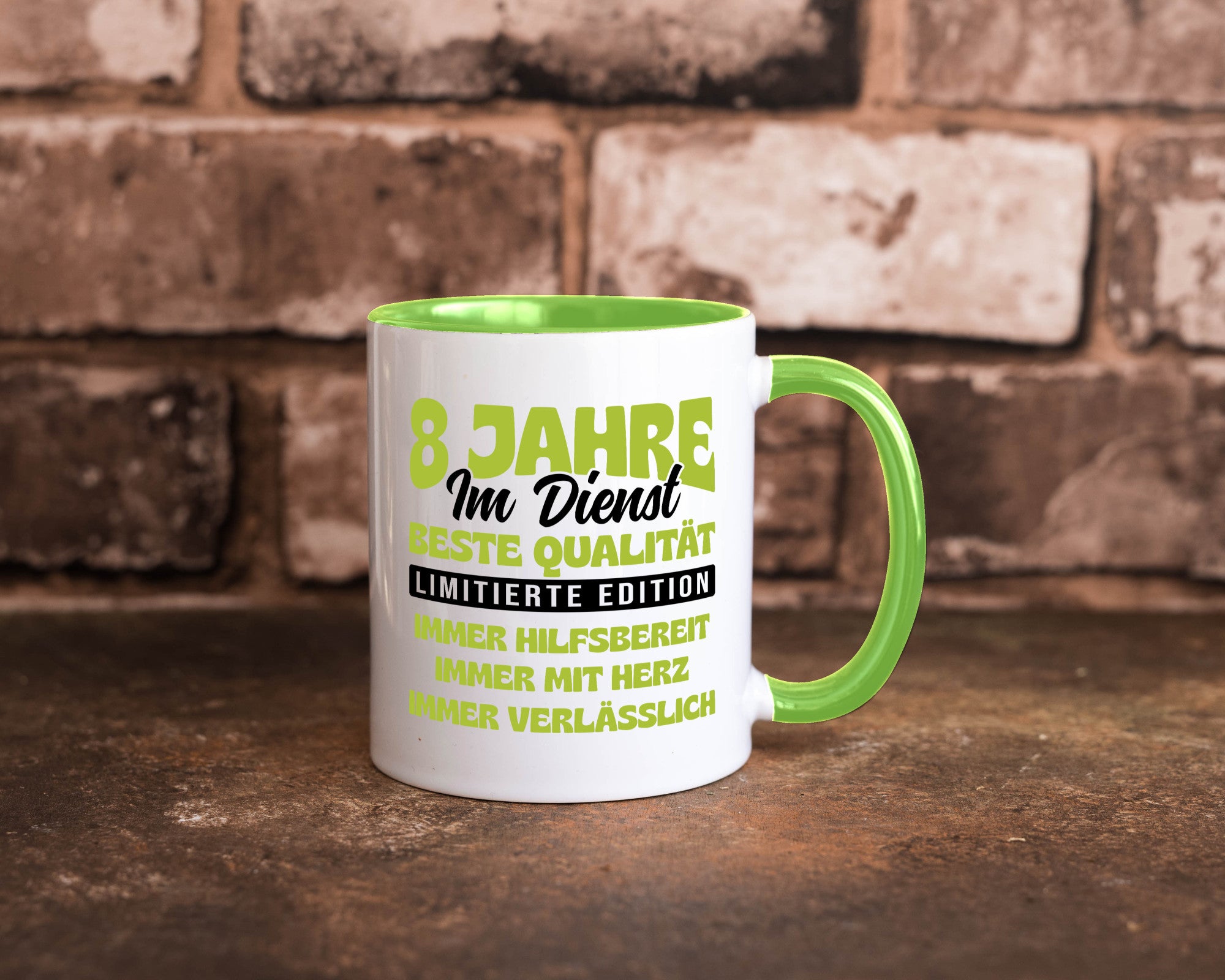 8 Jahre im Dienst | Jubiläum Arbeit v4 lustig Kollegen Büro Geschenk Tasse
