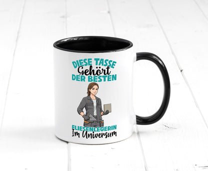 Im Universum: Fliesenlegerin | Fliesenlegen Bau Geschenkidee Humor Tasse