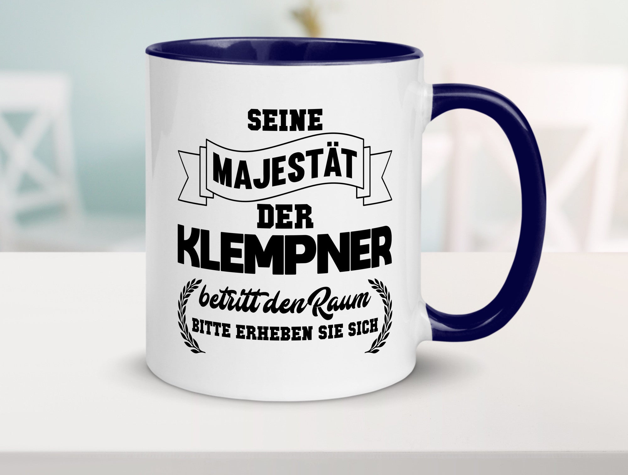 Der Klempner betritt den raum | Geschenk Humor Geschenkidee lustiger Spruch