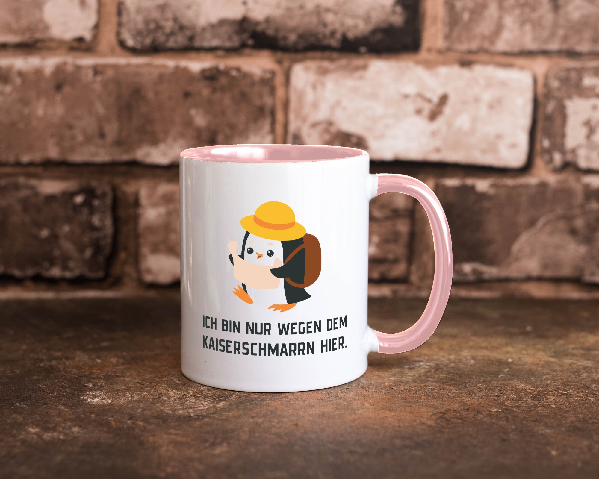 Ich bin nur wegen dem Kaiserschmarrn hier | Pinguin Geschenkidee Humor Tasse