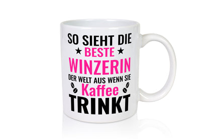 Kaffee trinkt: Winzerin | Weinbauer Wein lustig Humor Geschenkidee Geschenk