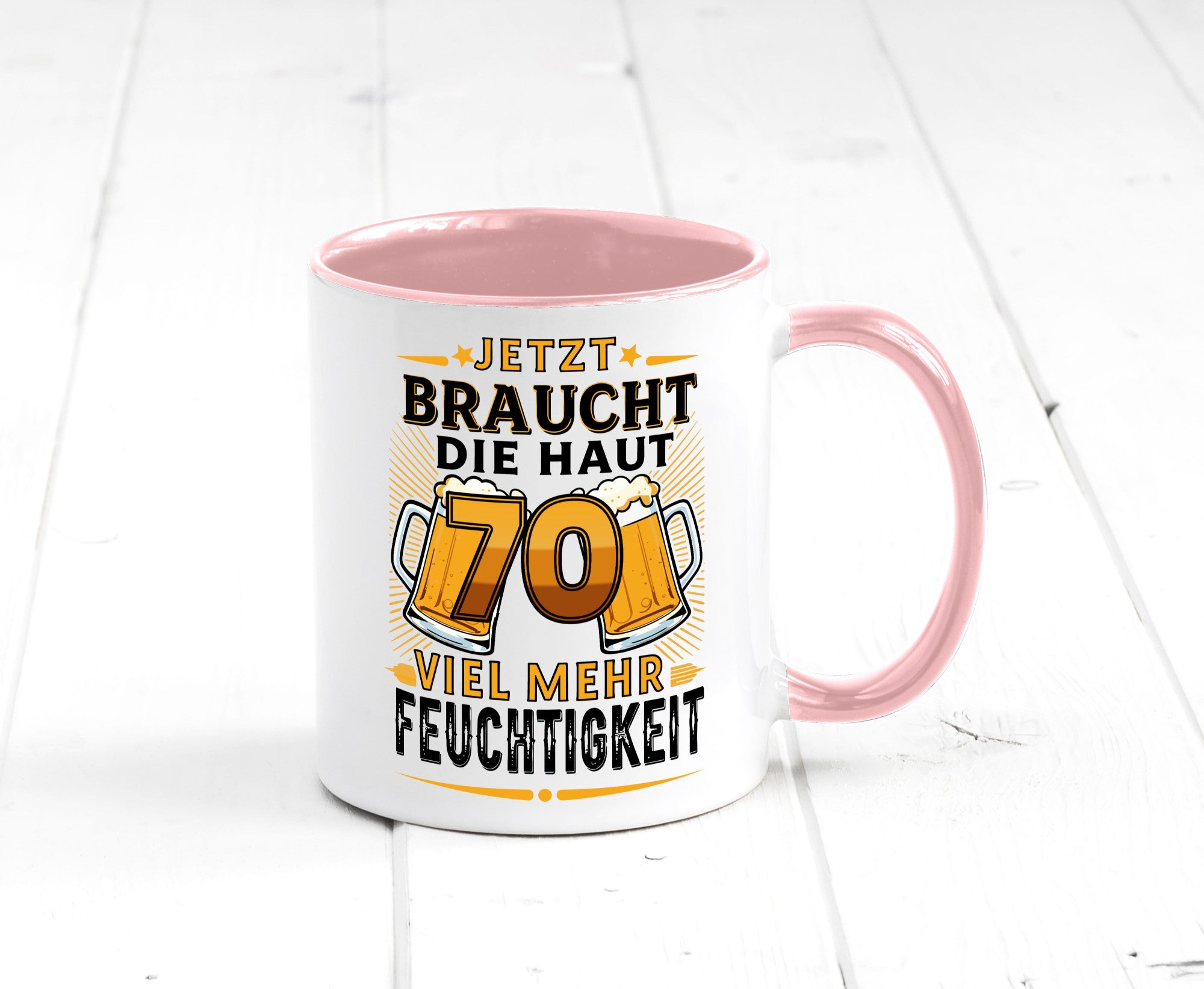 70 braucht die haut mehr Feuchtigkeit | 70. Geburtstag Humor Geschenkidee Tasse