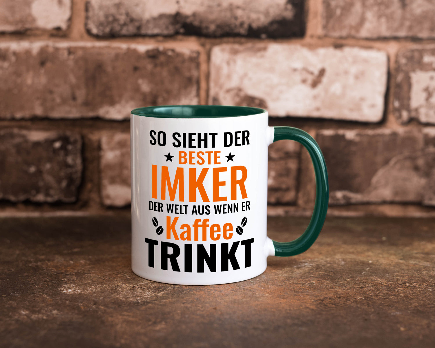 Kaffee trinkt: Imker | Imkerei lustiger Spruch Geschenk Humor Geschenkidee Tasse