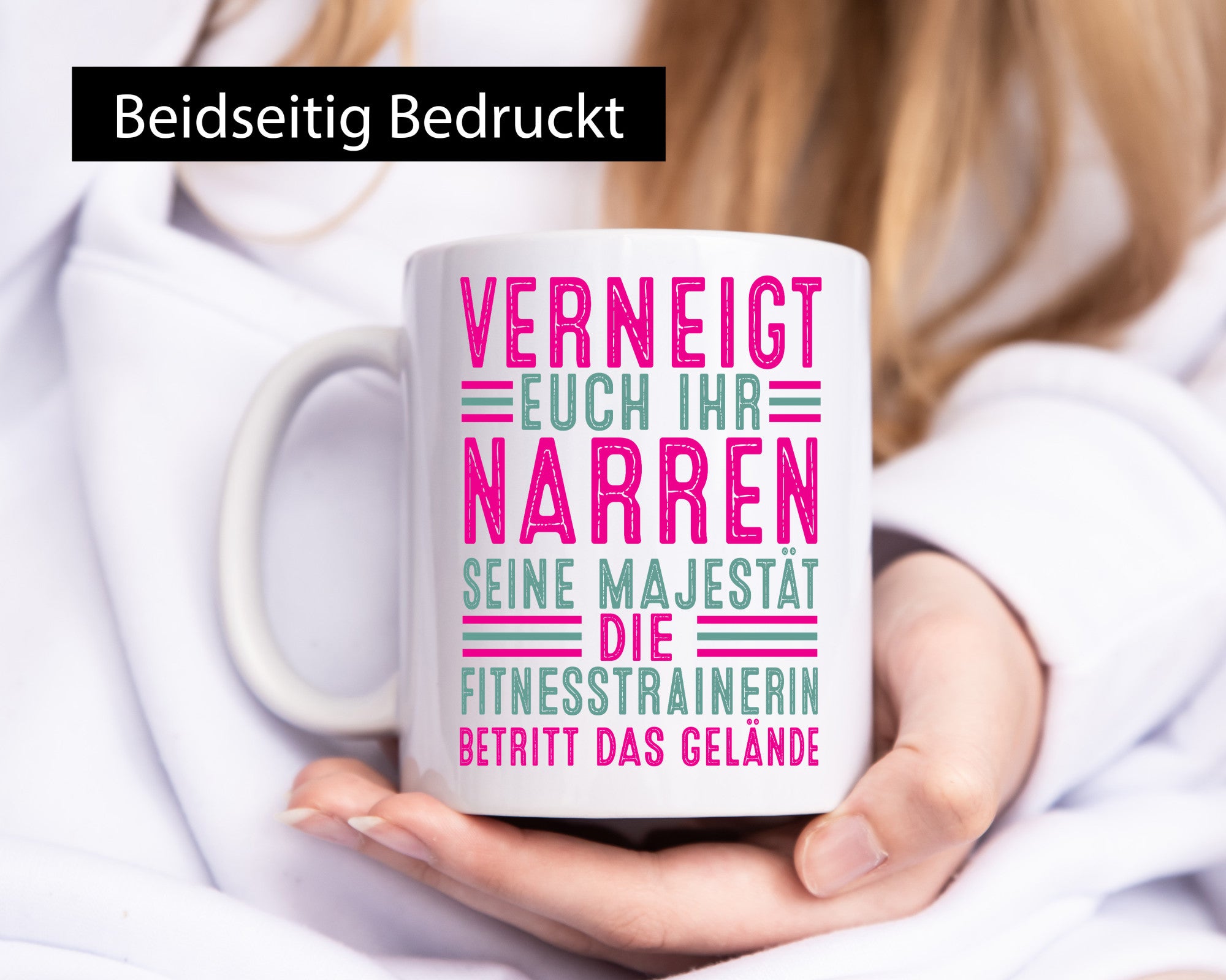 Verbeugt euch: Fitnesstrainerin | Trainerin Sport v2 lustig Humor Geschenkidee