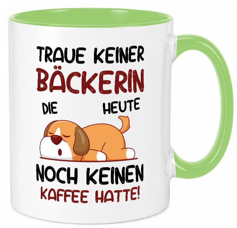 Traue keiner Bäckerin | Bäckerei Frauen Backen lustiger Spruch Geschenk Humor Tasse