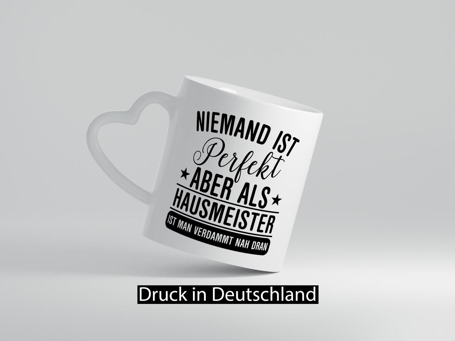 Verdammt nah dran: Hausmeister | Hauswart lustiger Spruch Geschenk Humor