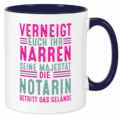 Verneigt euch: Notarin | Juristin lustig Humor Geschenkidee Geschenk Tasse