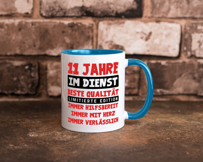 11 Jahre im Dienst | Jubiläum Arbeit v9 Geschenkidee Kollegen Büro Humor Tasse