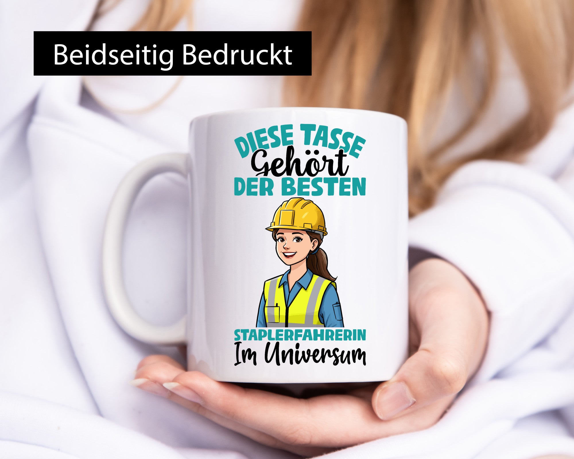 Im Universum: Staplerfahrerin | Gabelstapler Humor Geschenkidee Tasse