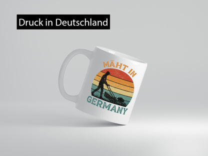 Mäht in Germany | Rasenmäher Landschaftsgärtner Humor Geschenkidee Tasse