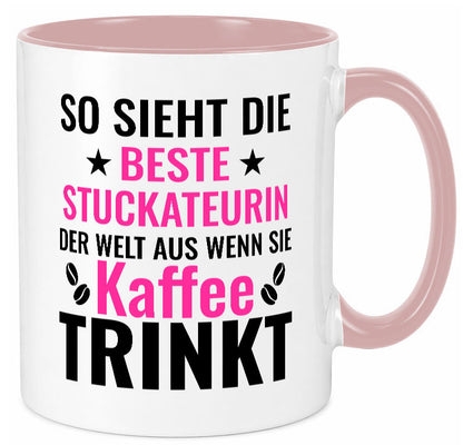 Kaffee trinkt: Stuckateurin | Innenausbau Geschenk Humor Geschenkidee lustiger