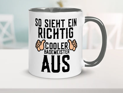 Richtig cooler Bademeister | Daumen hoch Schwimmbad lustig Humor Geschenkidee