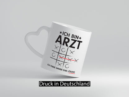 Lösung finden: Arzt | Medizin Doktor Facharzt v2 Geschenkidee Humor Tasse