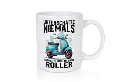 Unterschätze keinen alten mann auf dem Roller | Motorscooter v2 Geschenkidee