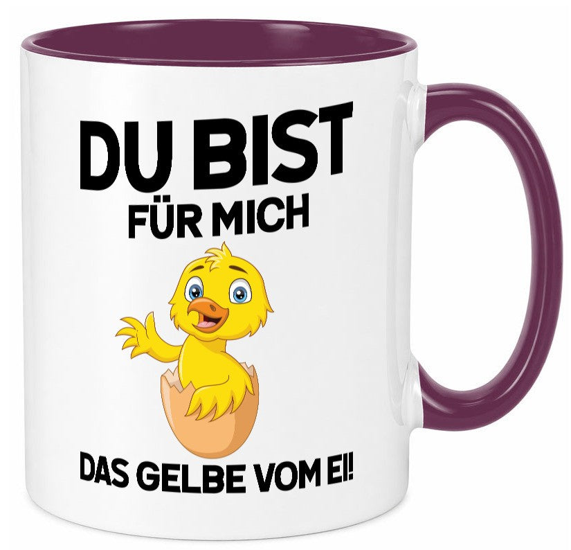 Das Gelbe vom Ei | süßes Küken Eierschale am Kopf Comic v2 lustiger Spruch Tasse