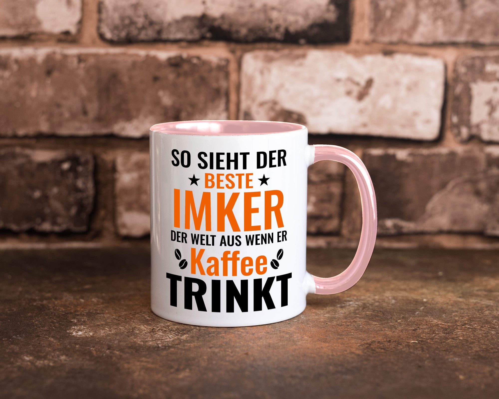 Kaffee trinkt: Imker | Imkerei lustiger Spruch Geschenk Humor Geschenkidee Tasse