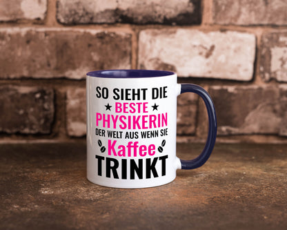 Kaffee trinkt: Physikerin | Physik Geschenk Humor Geschenkidee lustiger Spruch