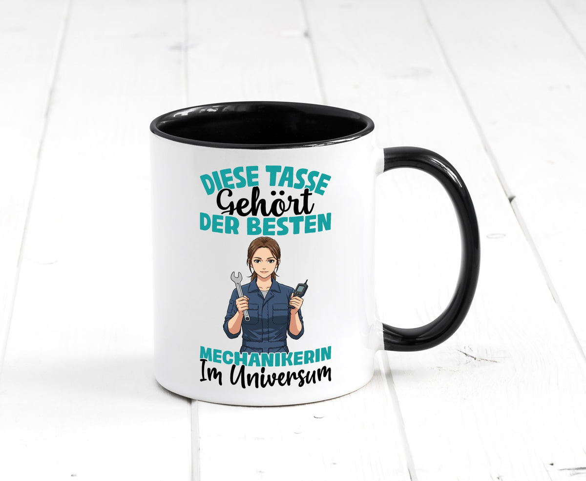 Im Universum: Mechanikerin | KFZ lustiger Spruch Geschenk Humor Geschenkidee Tasse